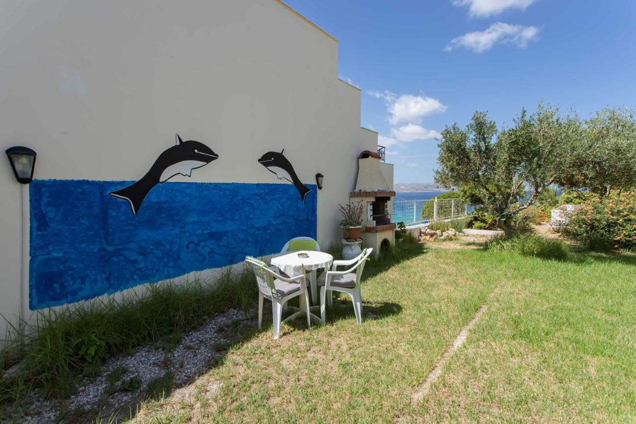 Manos Apartments Almirída Ngoại thất bức ảnh