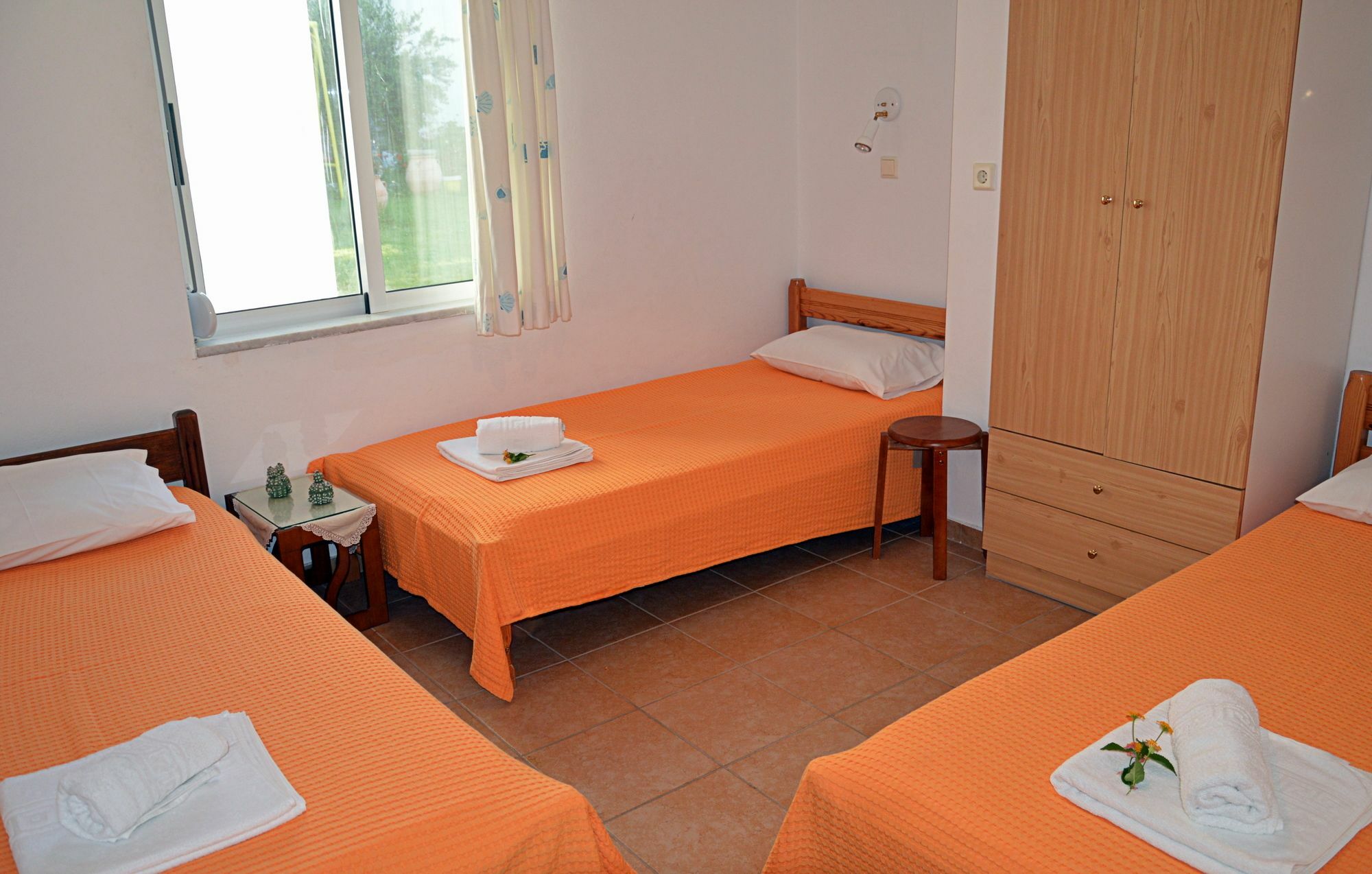 Manos Apartments Almirída Ngoại thất bức ảnh